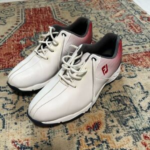 FJ golf shoes